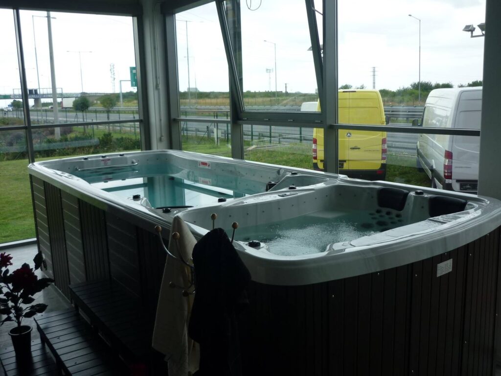 Fit - swim spa - vířivky - bazény s protiproudem