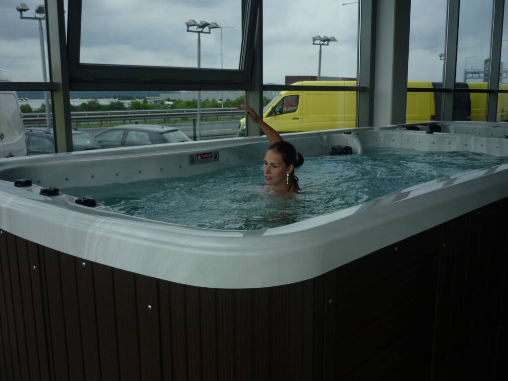 Fit - swim spa - vířivky - bazény s protiproudem