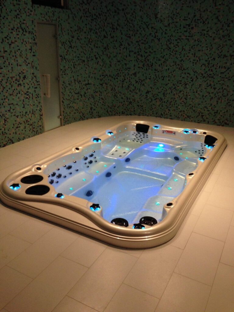 Vířivky Just Relax luxusní venkovni akce levně