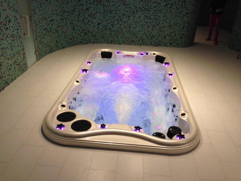 Vířivky Just Relax luxusní venkovni akce levně