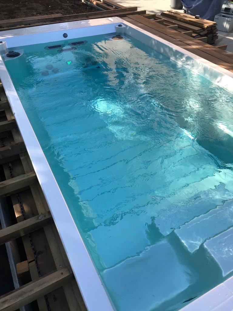 Bazén swim pool idol spa jen skelet jako laminátový bazén