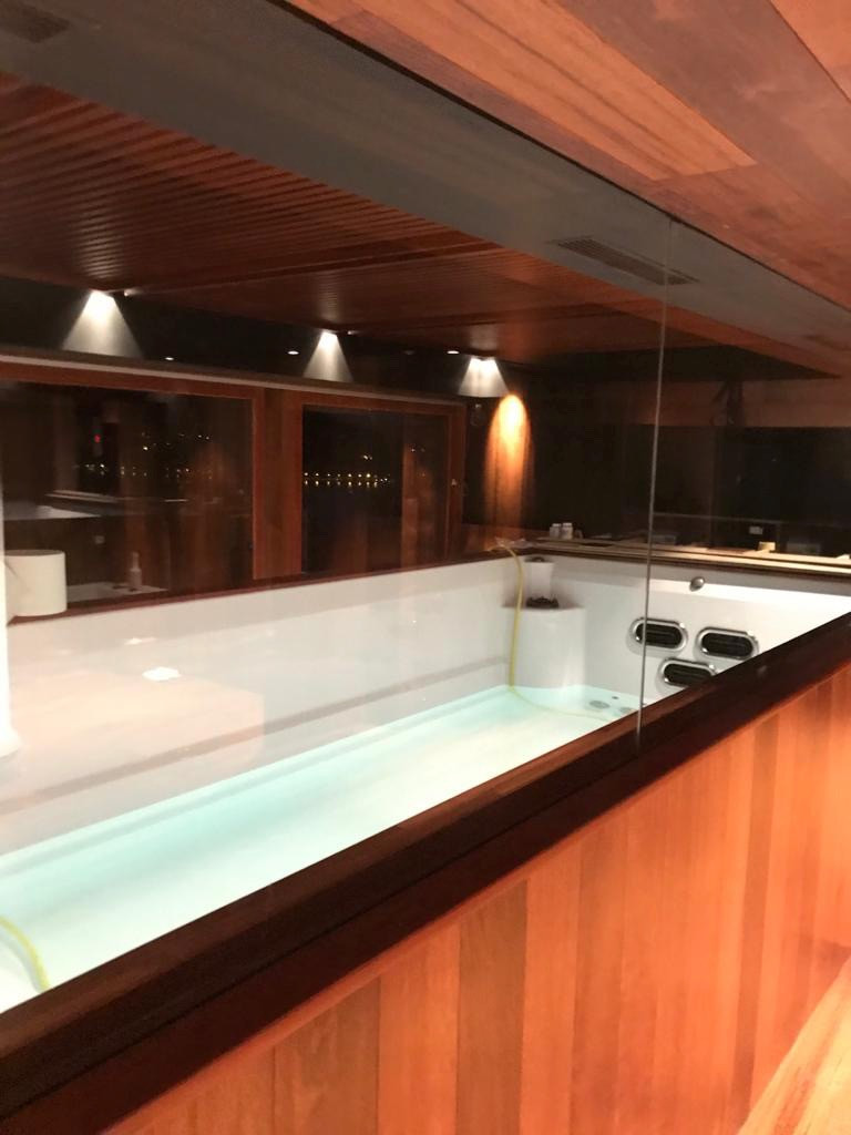 Bazén swim pool idol spa jen skelet jako laminátový bazén