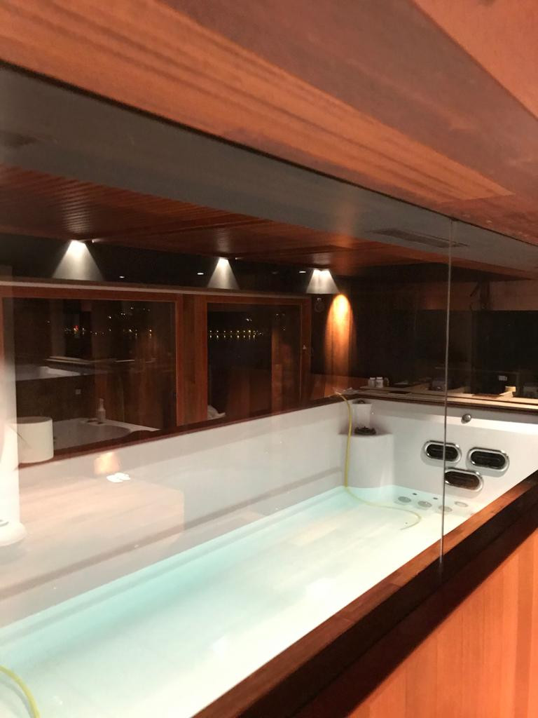 Bazén swim pool idol spa jen skelet jako laminátový bazén