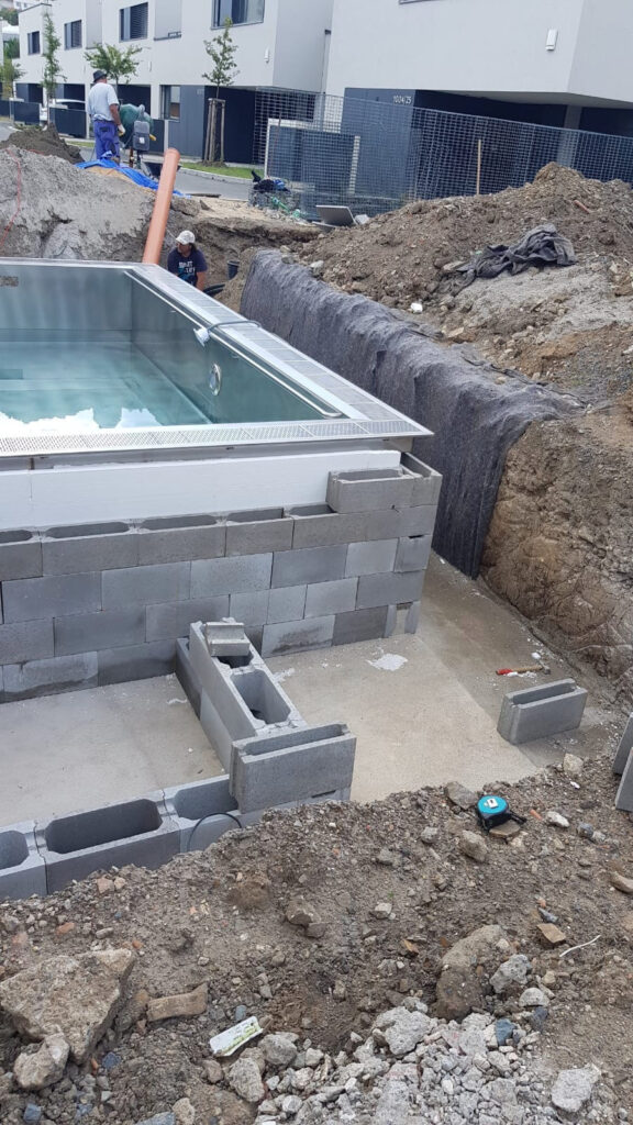 Bazén swim pool idol spa jen skelet jako laminátový bazén