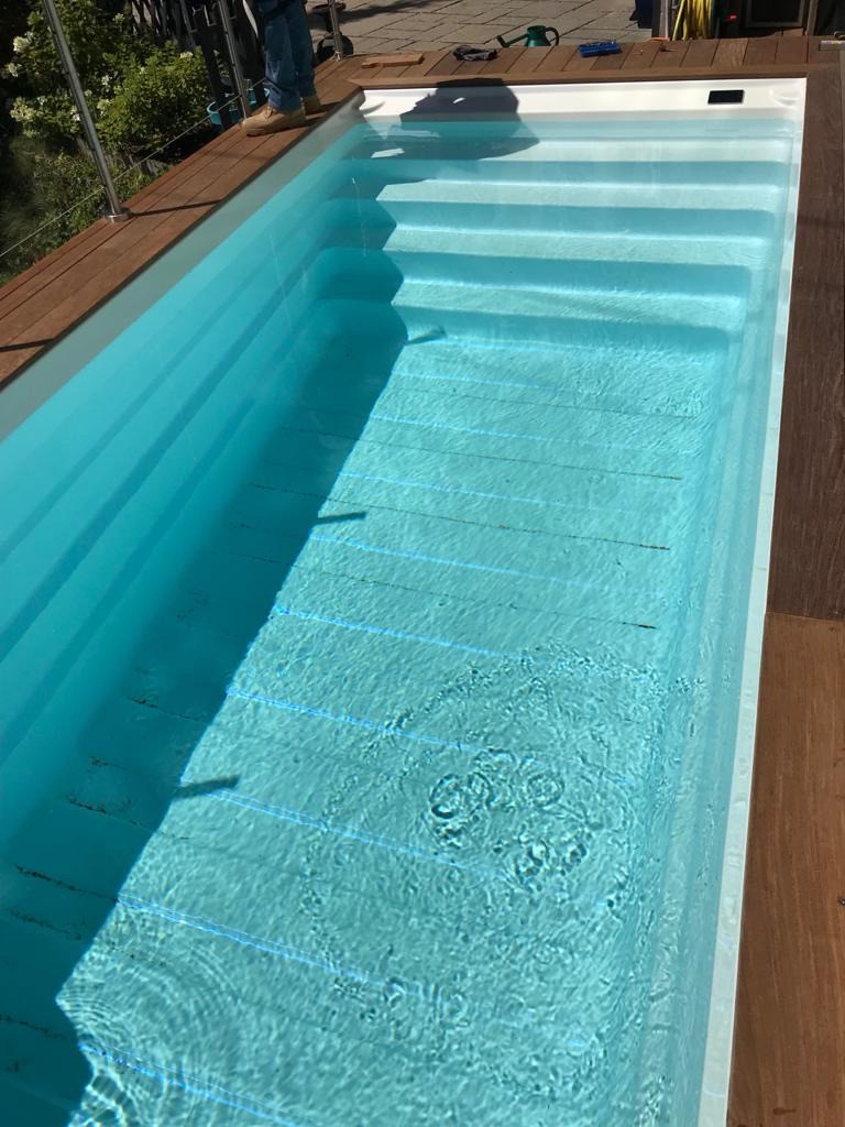 Bazén swim pool idol spa jen skelet jako laminátový bazén